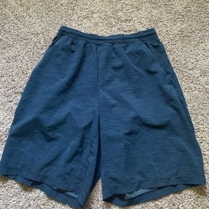 Men's Lululemon Small Shorts w/ liner